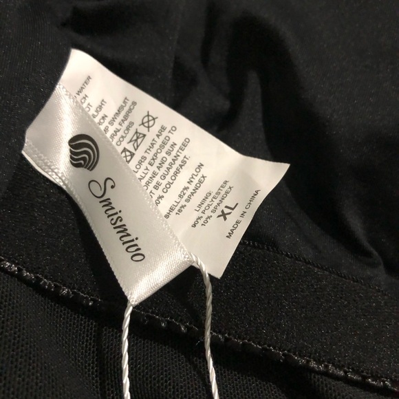 Smismivo Swimsuit Size XL - Picture 4 of 4